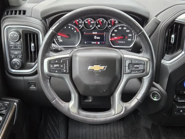 Used 2021 White Chevrolet LT image 21