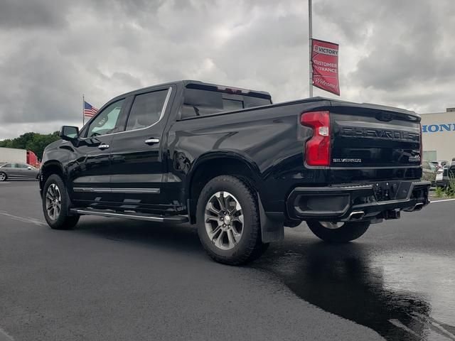 Used 2022 Black Chevrolet High Country image 8