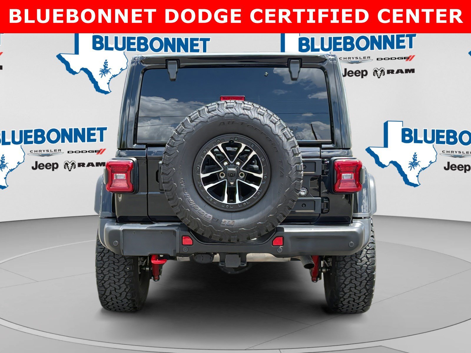 Used 2024 Black Clearcoat Jeep Rubicon X image 6