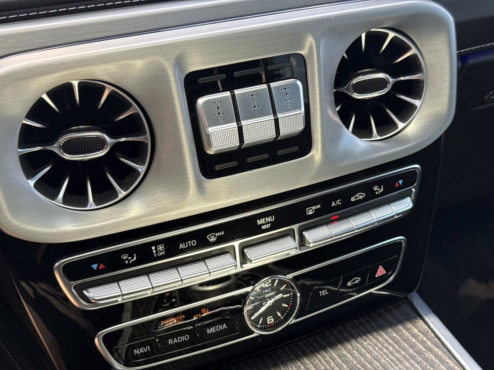 Certified Used 2023 MANUFAKTUR Graphite Metallic Mercedes-Benz G 63 AMG® image 28