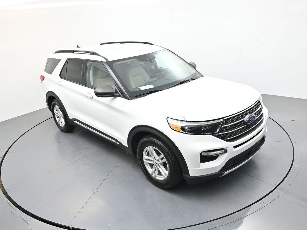 Used 2023 White Ford XLT image 24