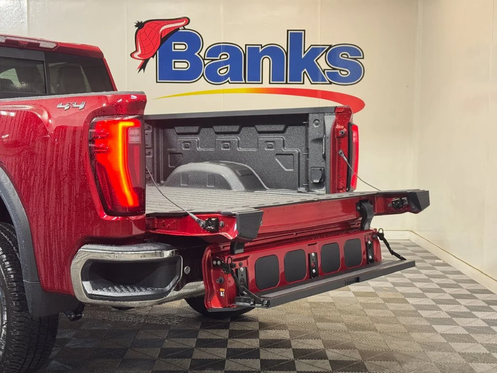 2026 GMC Sierra 2500HD SLT - Photo 8