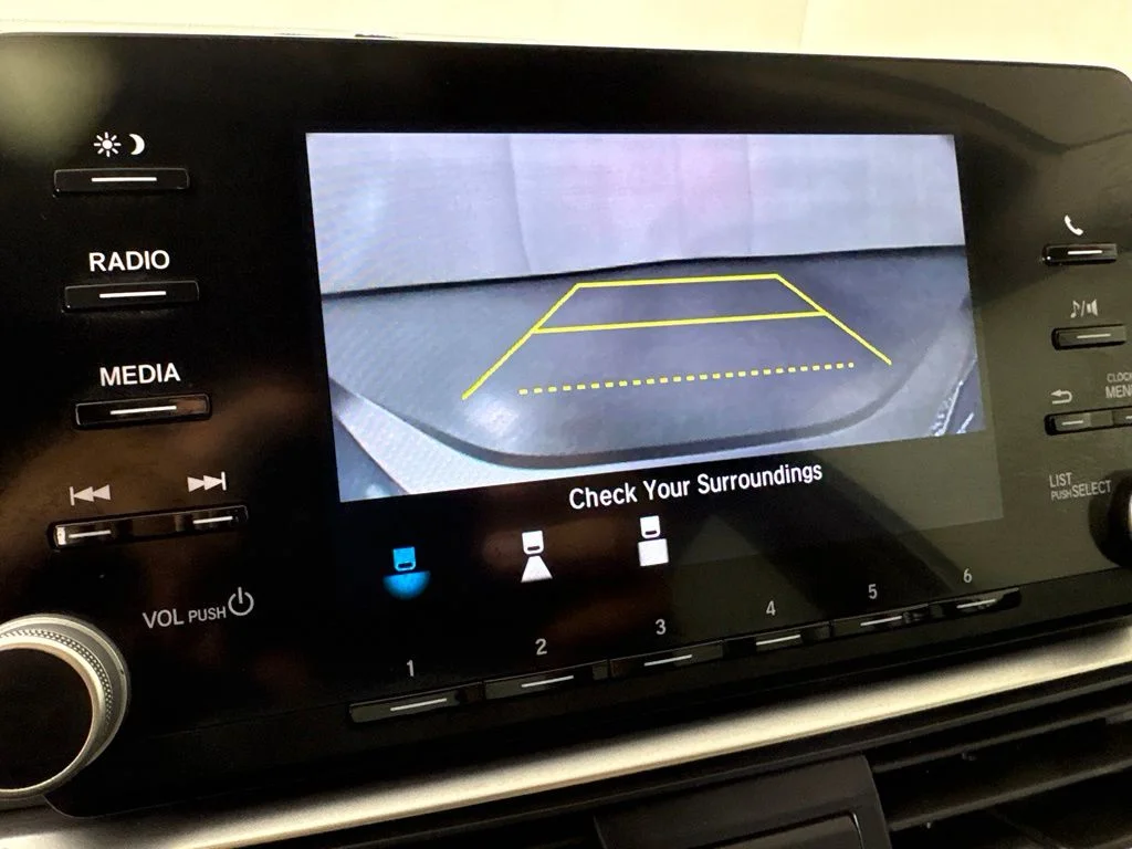 Used 2020  Honda LX image 29