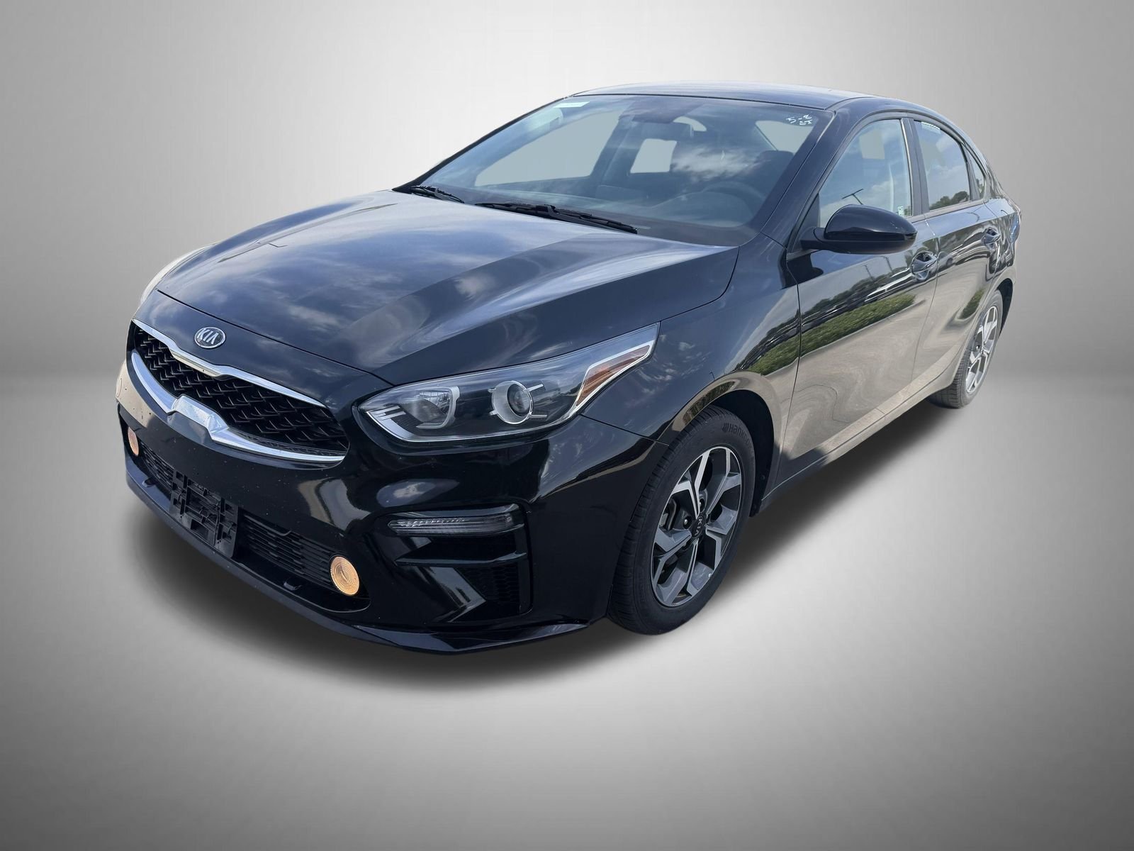 2020 Kia Forte LXS AT's photo