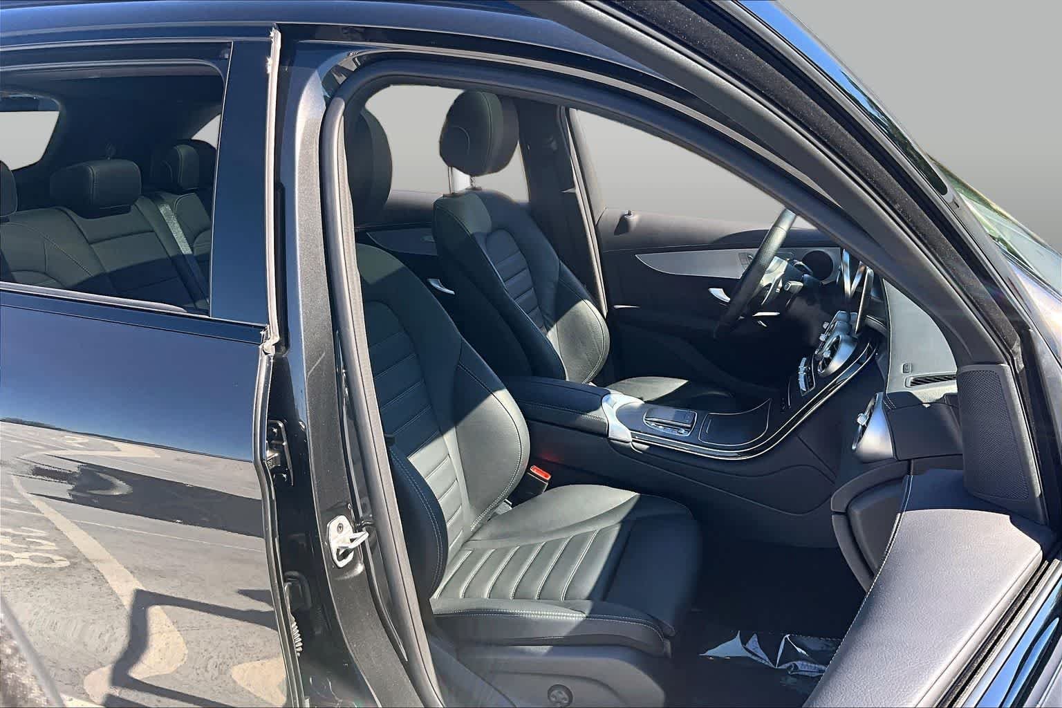 Used 2022 Graphite Grey Metallic Mercedes-Benz AMG® GLC 43 image 9