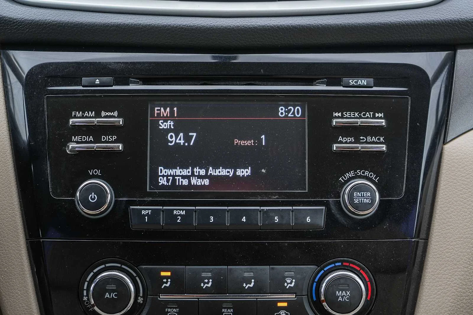 Used 2016 Glacier White Nissan S image 14