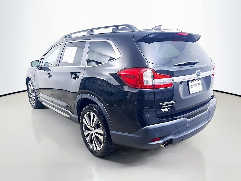 Used 2022 Crystal Black Silica Subaru Limited image 5