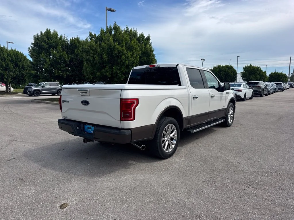 Used 2015 Oxford White Ford Lariat image 5