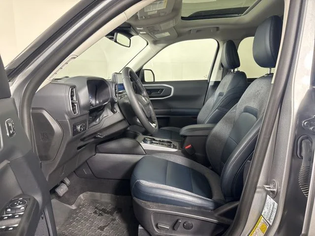 Used 2023 Silver Metallic Ford Outer Banks image 11