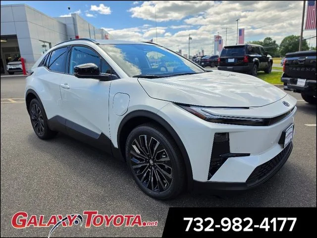 2026 Toyota C-HR XSE