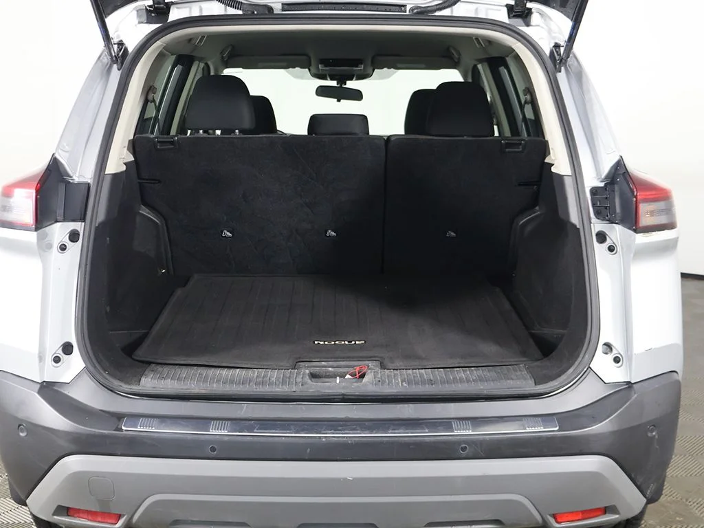 Used 2023 Silver Nissan SV image 16