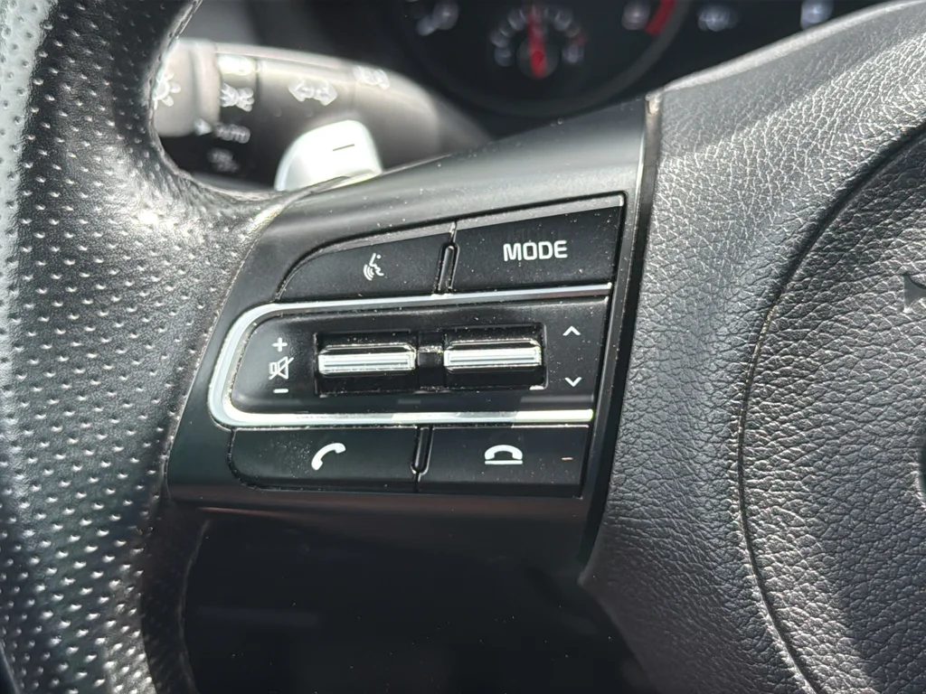 Used 2020 White Kia GT2 image 20