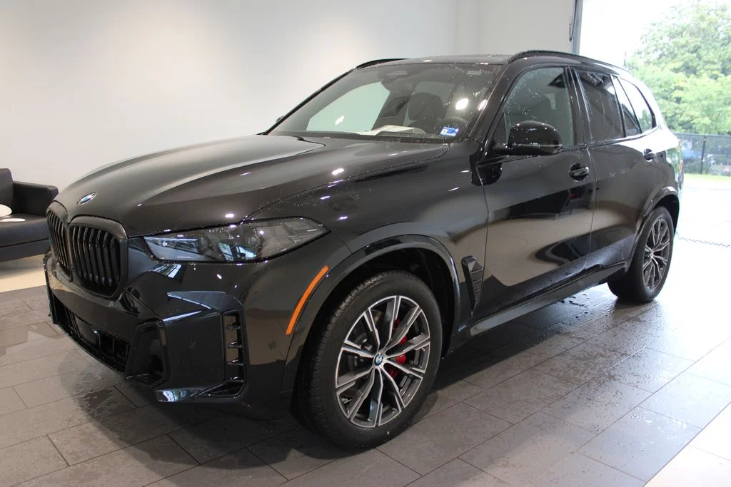 New 2026 Black Sapphire Metallic BMW xDrive40i image 11