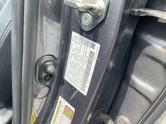 Used 2019 Modern Steel Metallic Honda Touring image 27