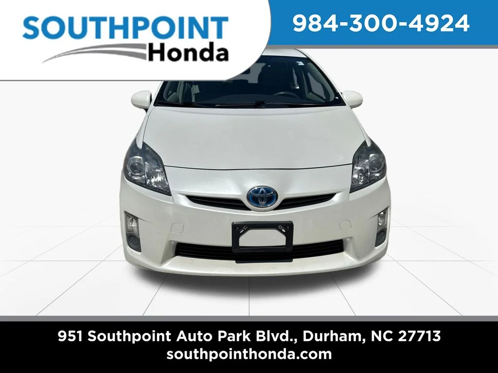 Used 2010 Blizzard Pearl Toyota I image 2