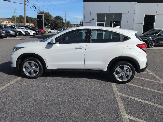 Used 2017 Gray Honda LX image 8