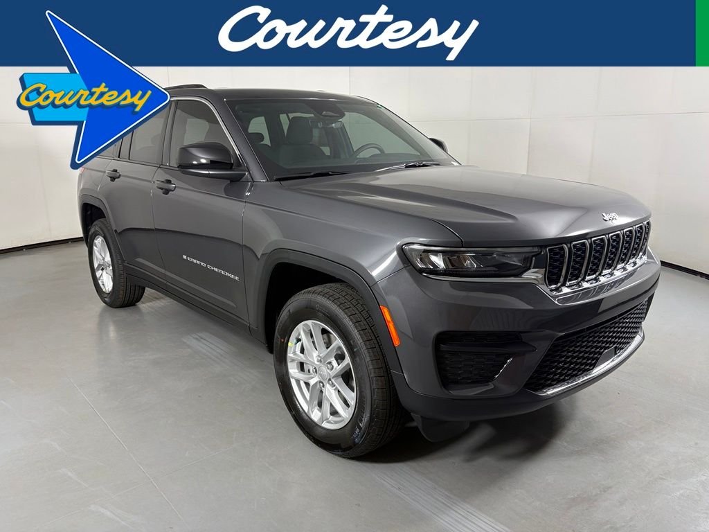 New 2026 Baltic Gray Metallic Clear-Coat Exterior Paint Jeep Laredo image 1