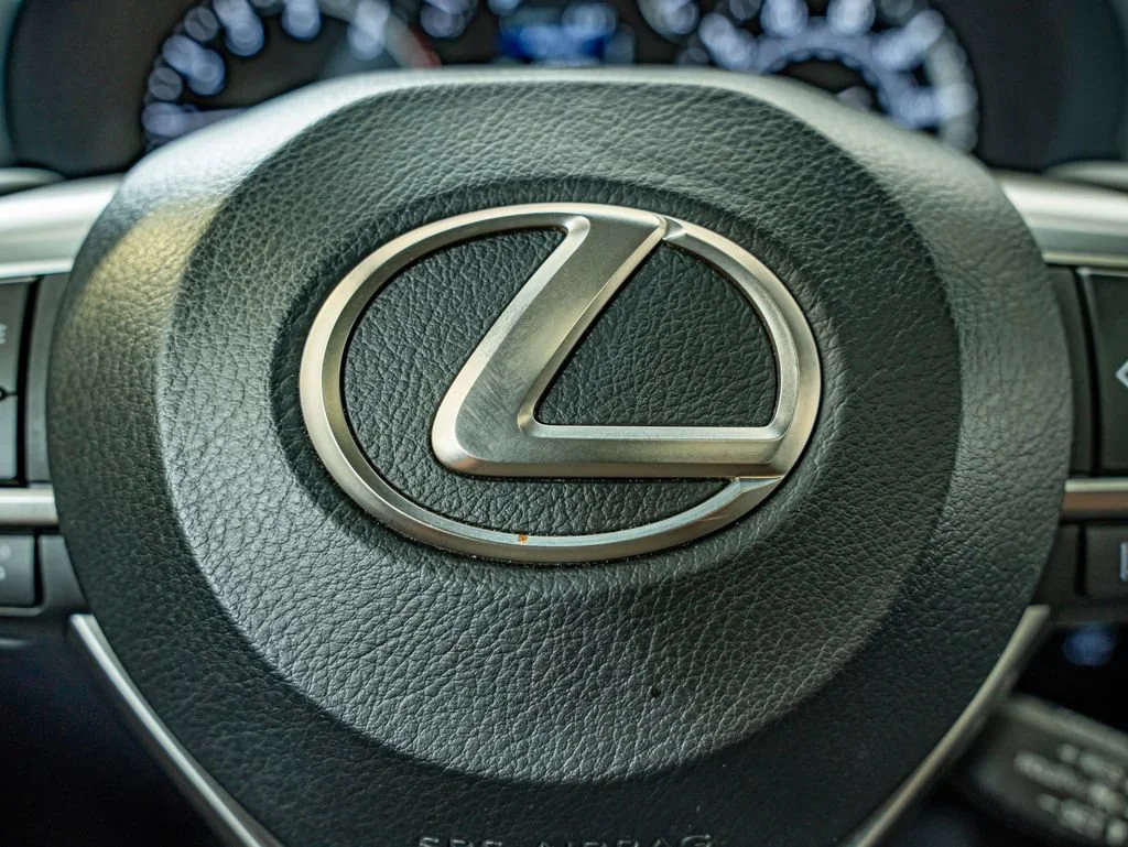 Certified Used 2023 Caviar Lexus 460 image 23