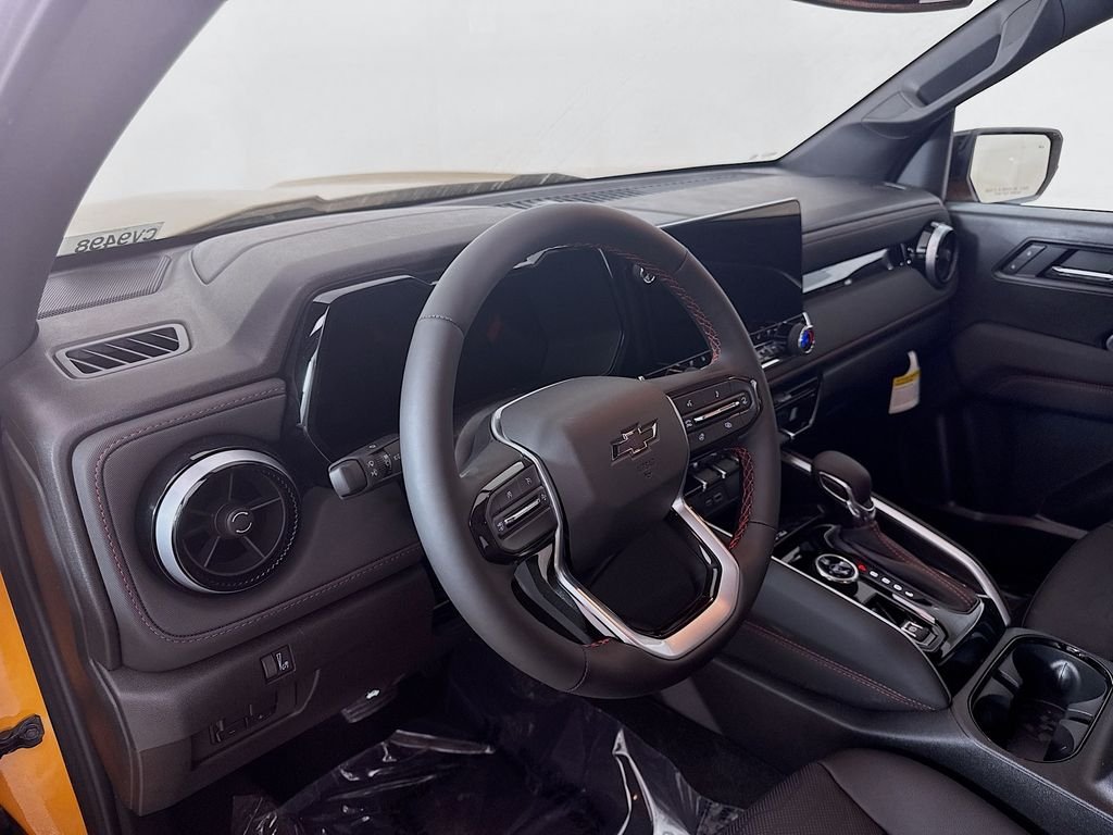 2026 Chevrolet Colorado Z71 - Photo 10