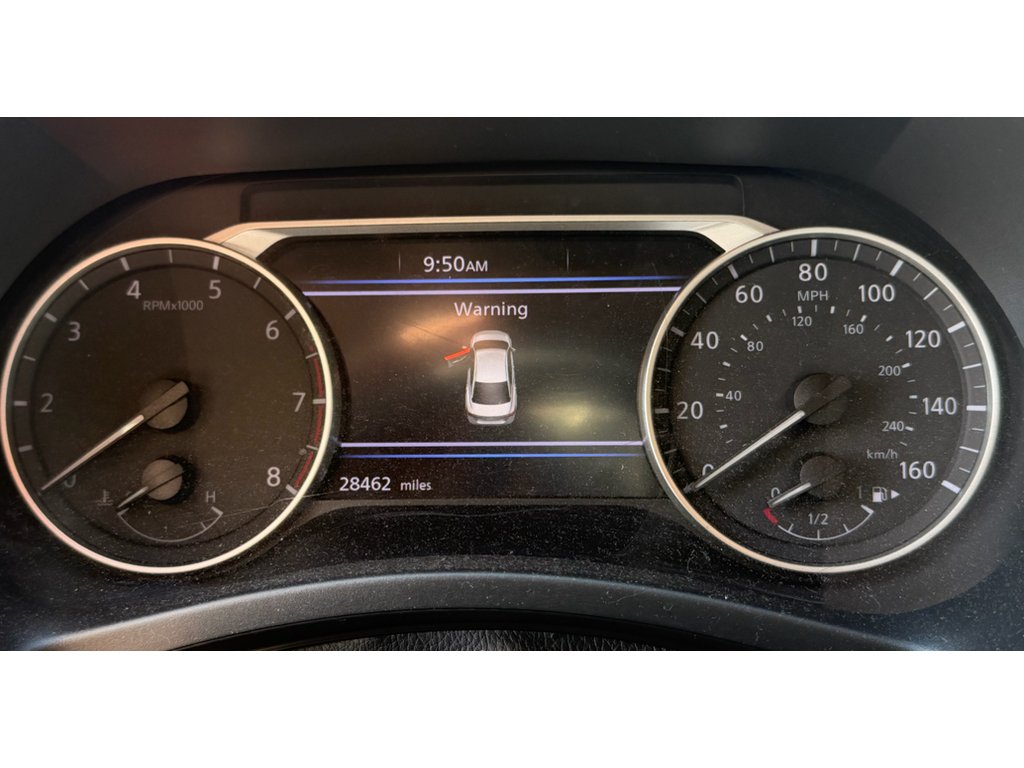 Used 2020 Aspen White Tricoat Nissan SV image 5