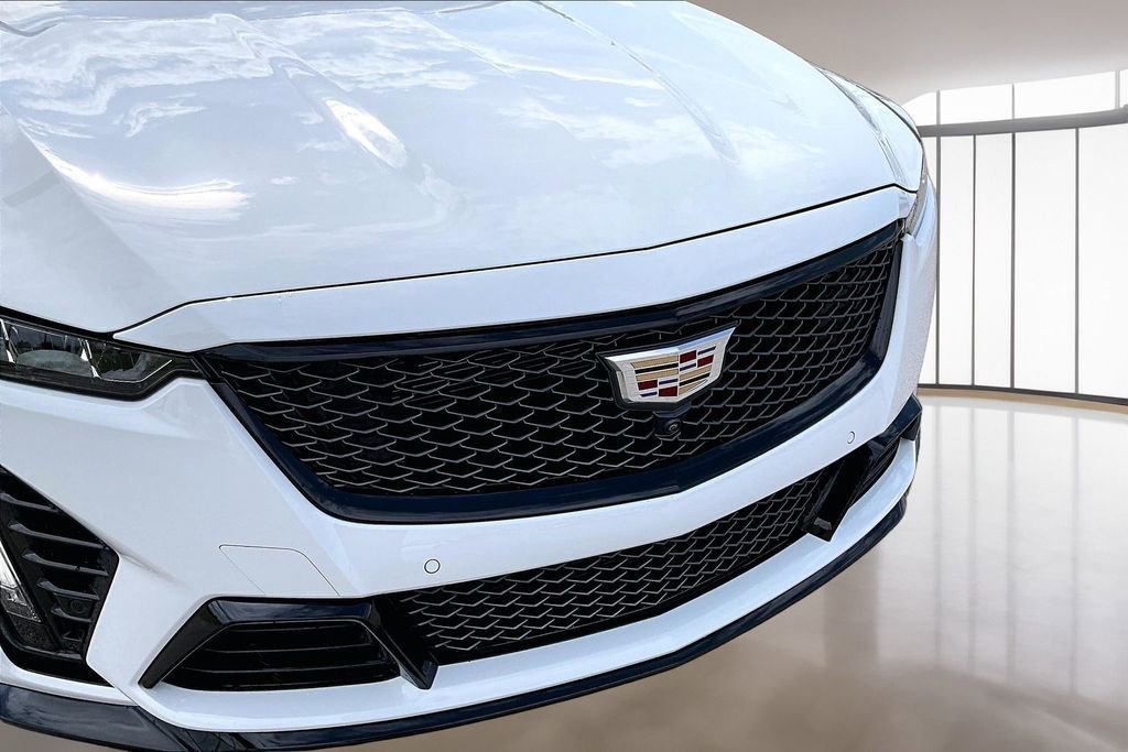Certified Used 2024 Summit White Cadillac V-Series Blackwing image 30