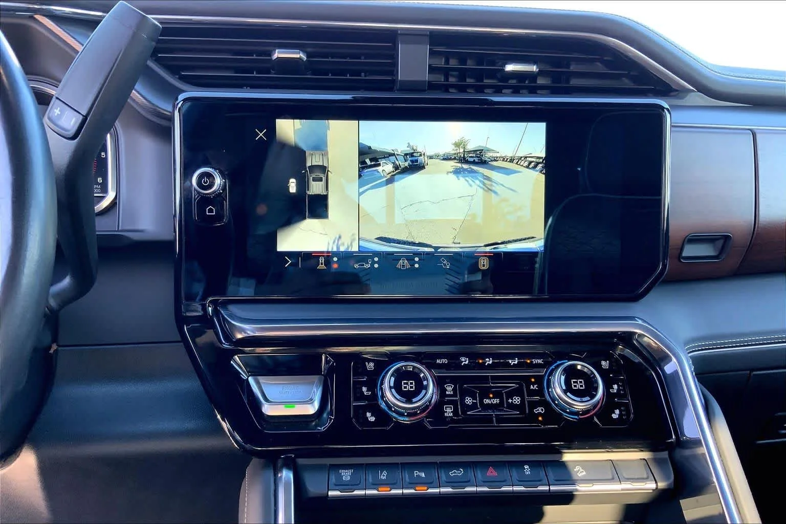 Used 2025 Sterling Metallic GMC Denali Ultimate image 31
