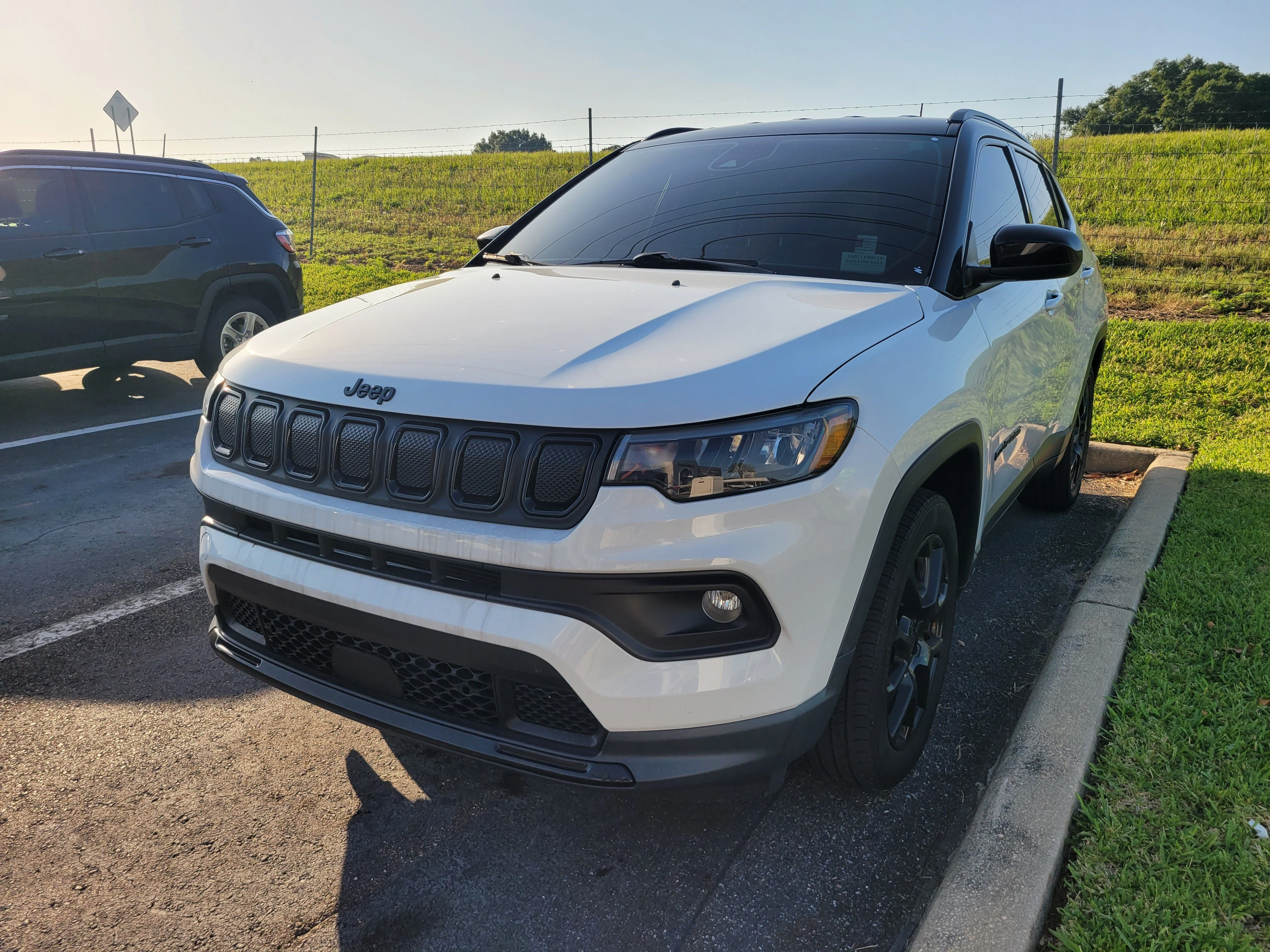 Used 2022 Bright White Clearcoat Jeep Altitude image 3