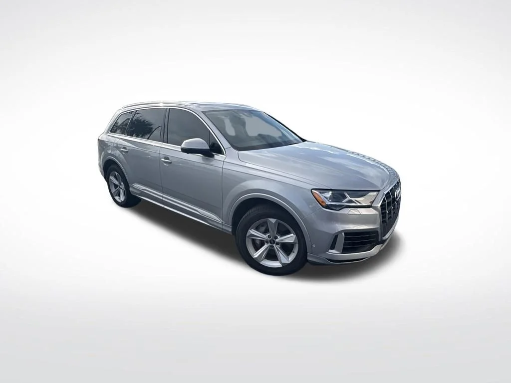 Used 2022 Florett Silver Metallic Audi 55 Premium image 8