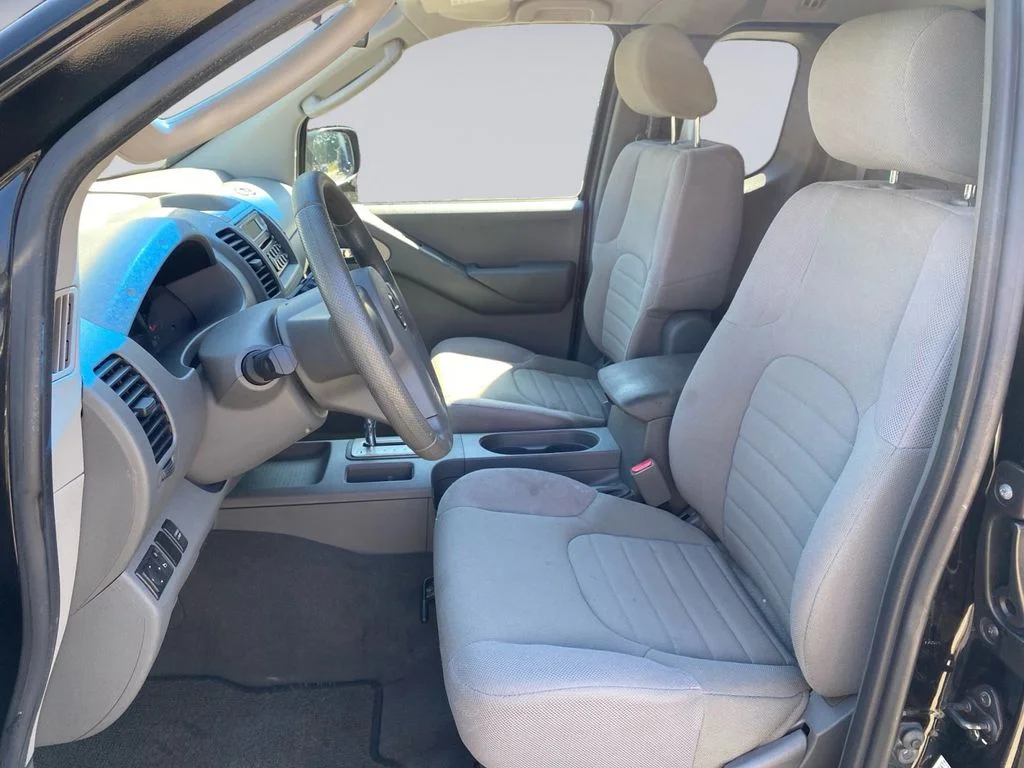 Used 2007 Super Black Nissan XE image 11
