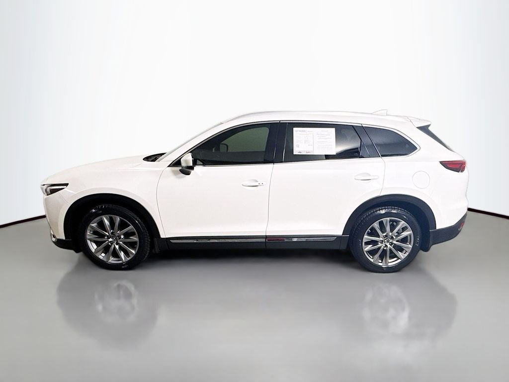 Used 2018 Snowflake White Pearl Mica Mazda Signature image 4