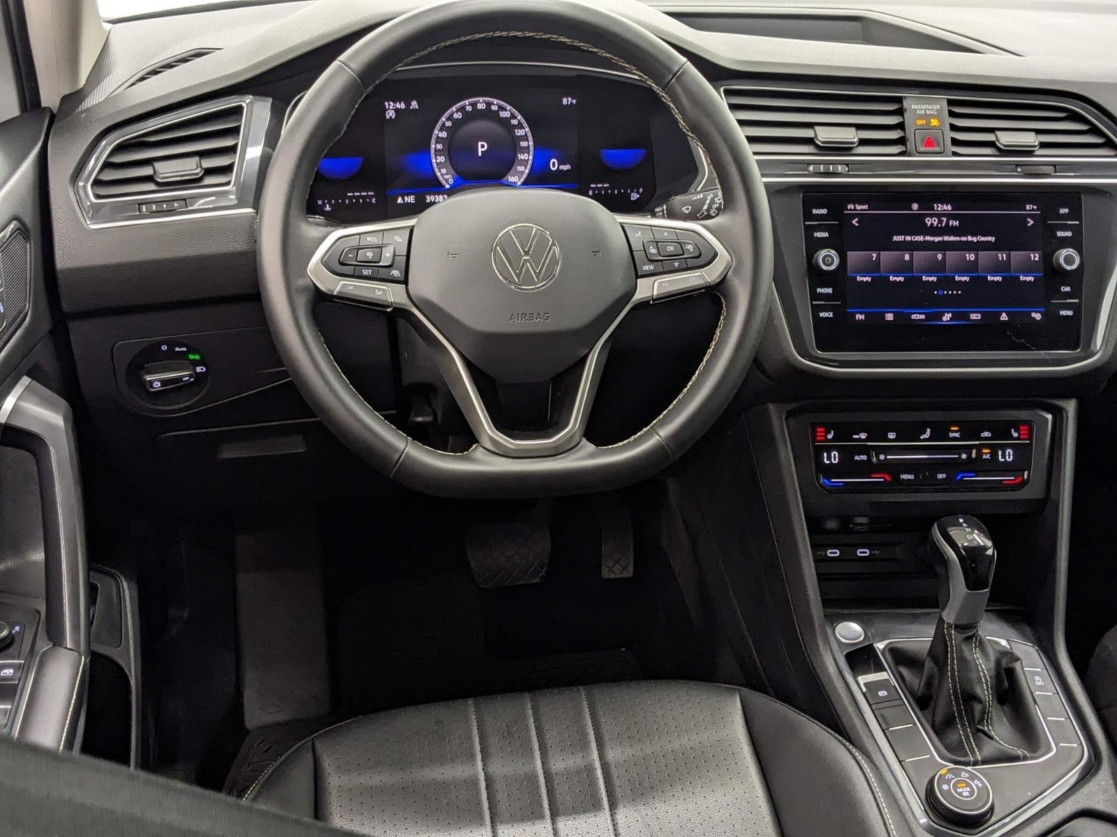 2024 Volkswagen Tiguan SE Wolfsburg Edition photo 3