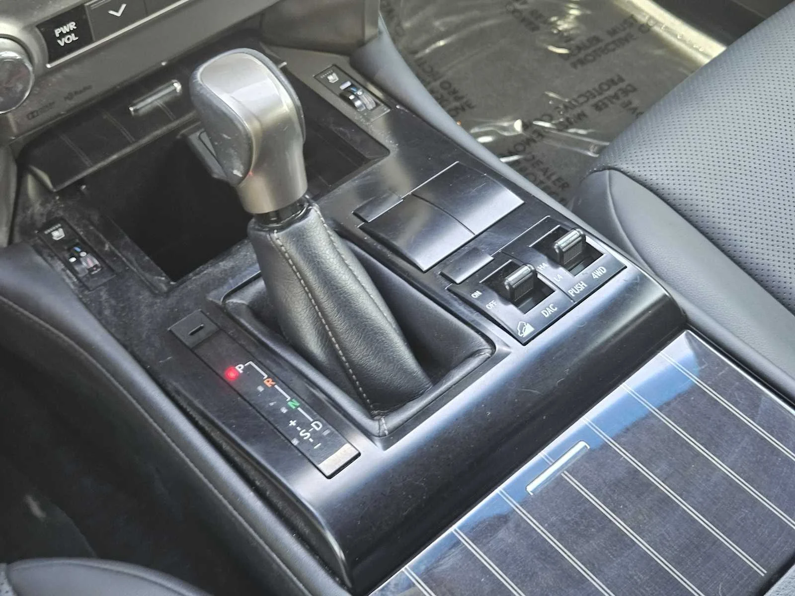 Certified Used 2021 STARFIRE PEARL Lexus Premium image 14