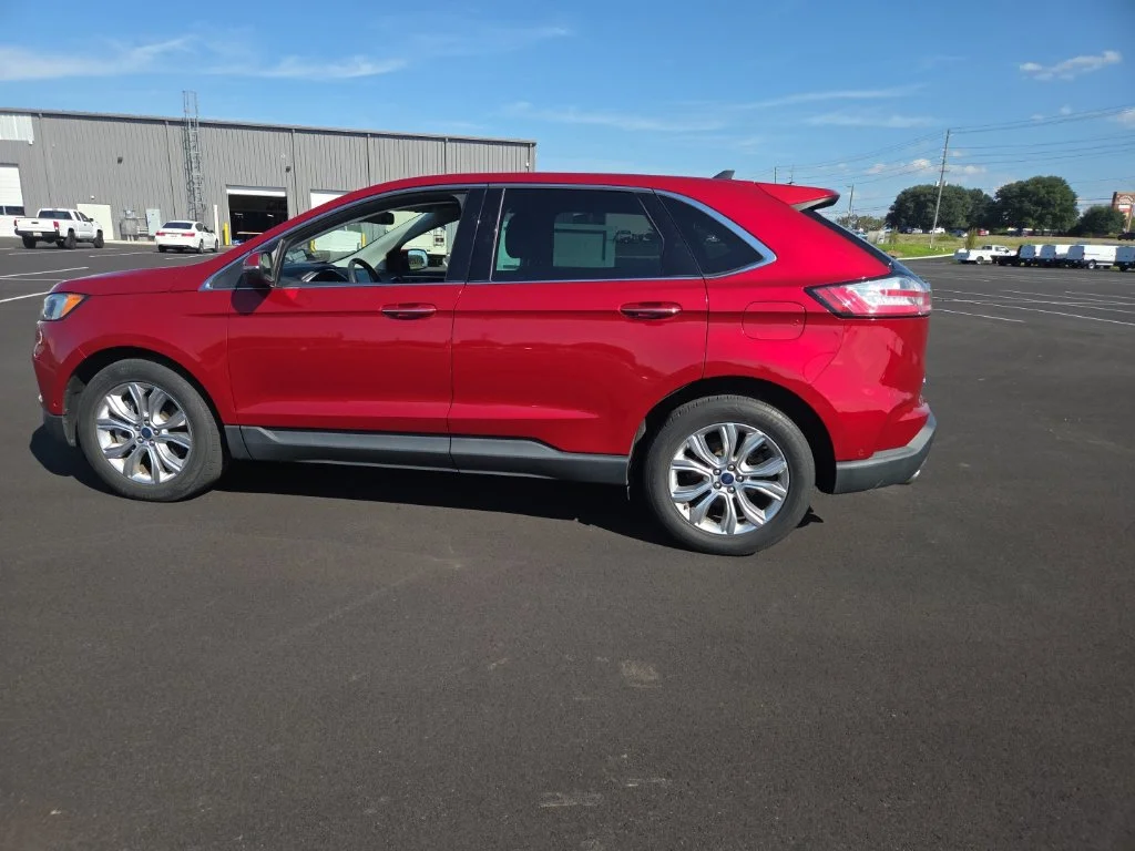 Used 2021 Red Ford Titanium image 10