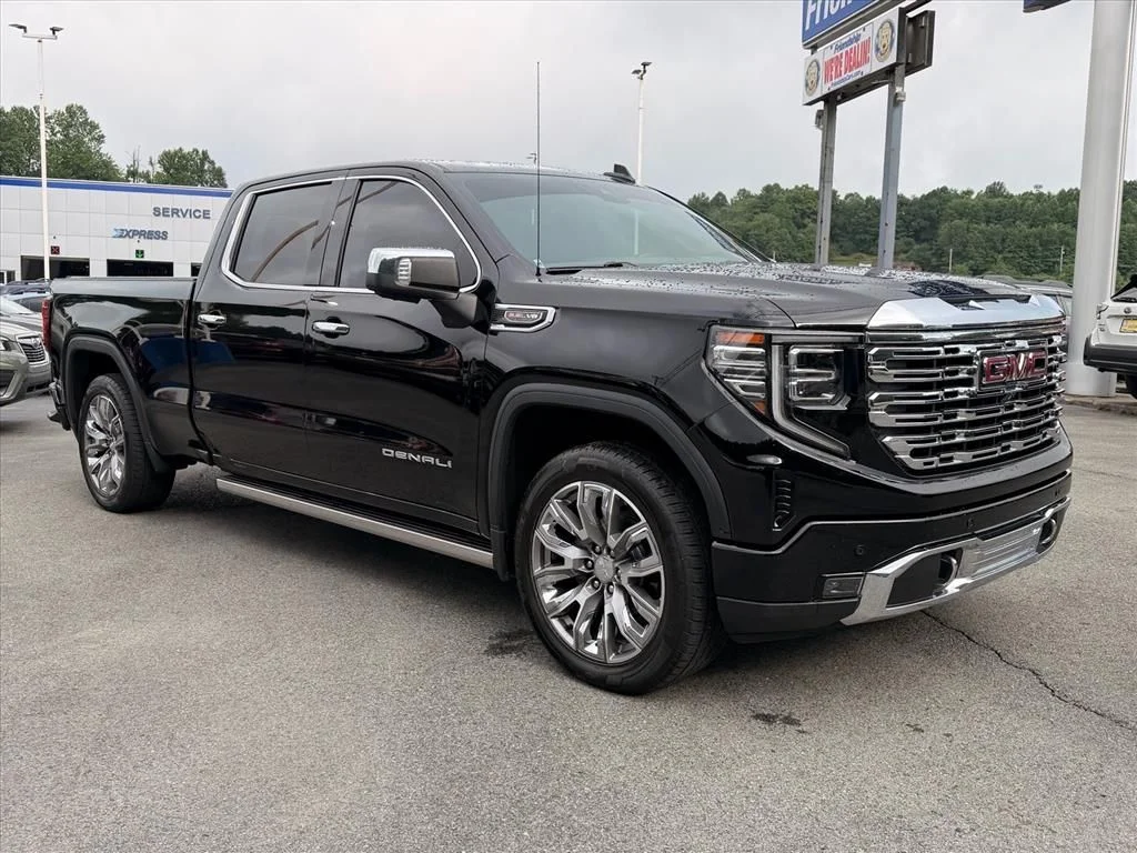 Used 2023 Black GMC Denali image 14