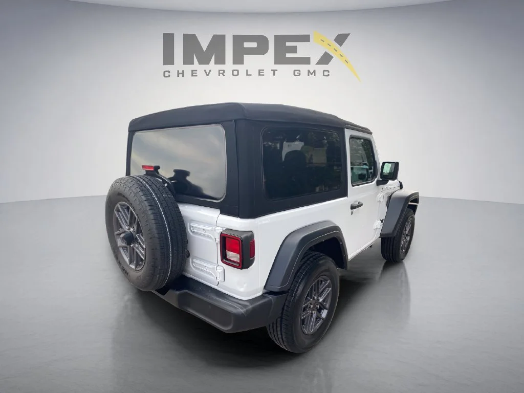 Used 2024 White Jeep Sport S image 5