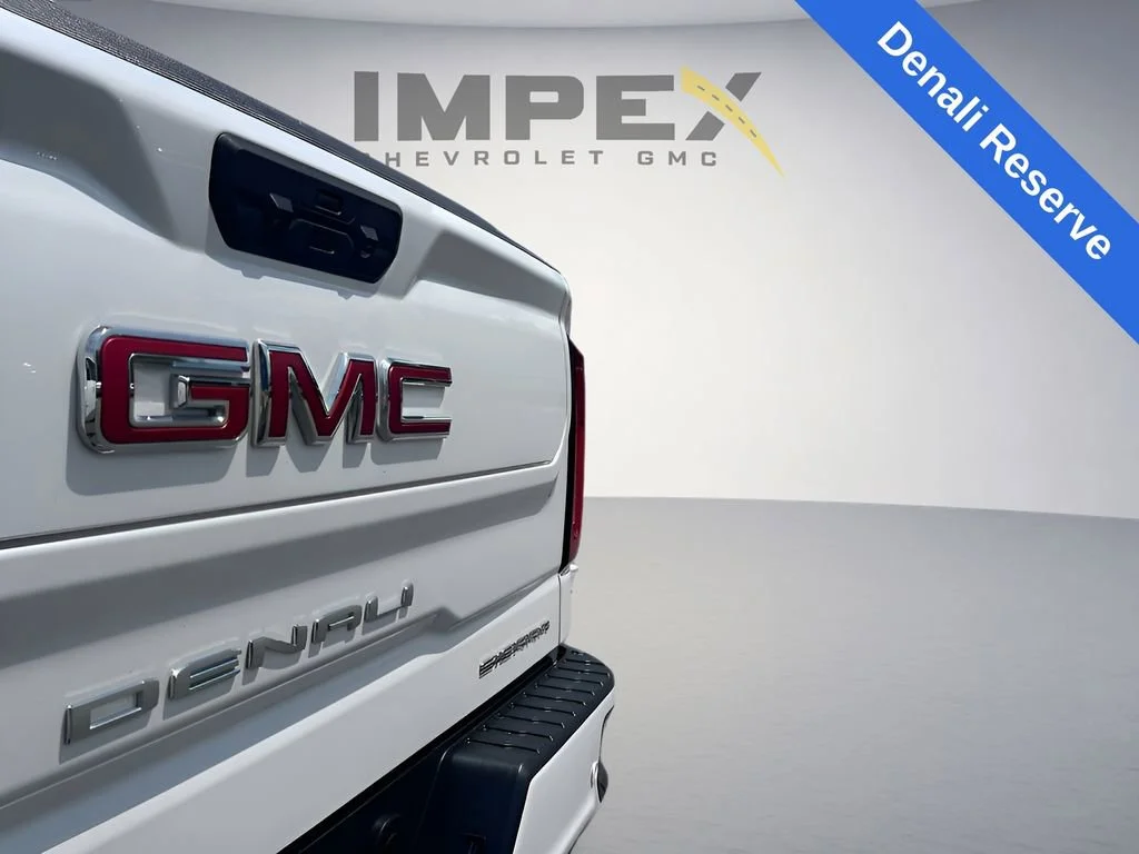 Used 2024 White Frost Tricoat GMC Denali image 41