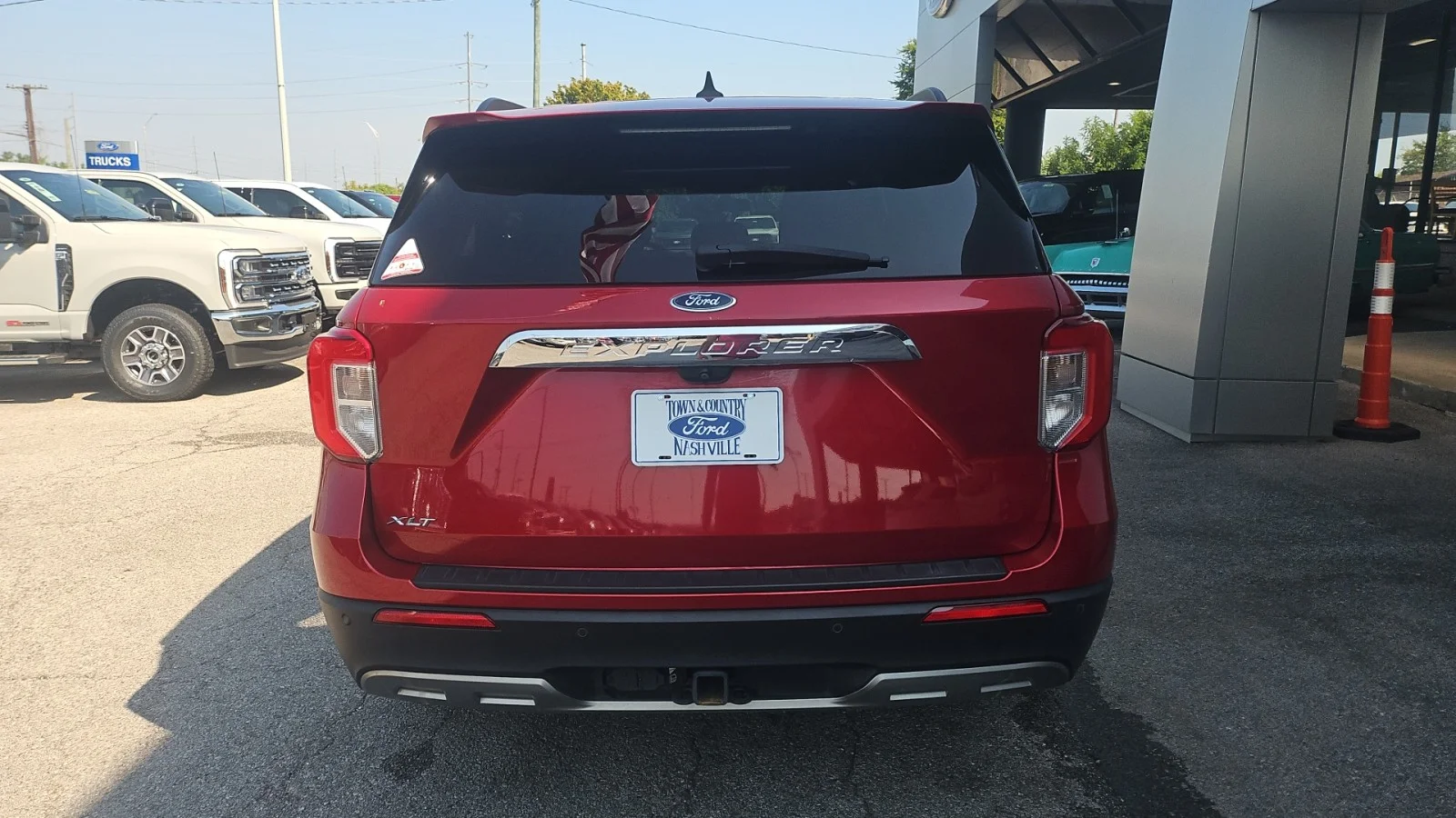 Used 2021 Rapid Red Metallic Tinted Clearcoat Ford XLT RWD image 4