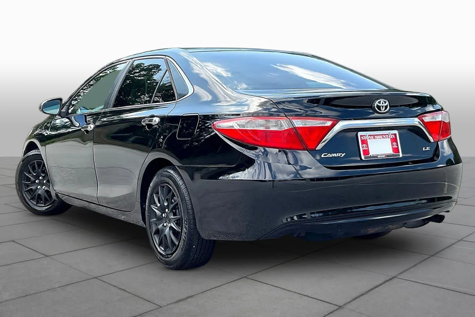 Used 2015 Attitude Black Toyota LE image 12