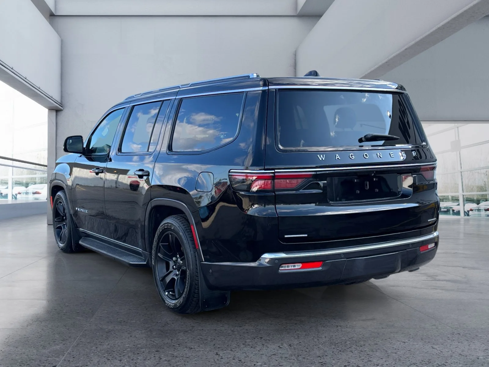 Used 2022 Black Jeep Series III image 3