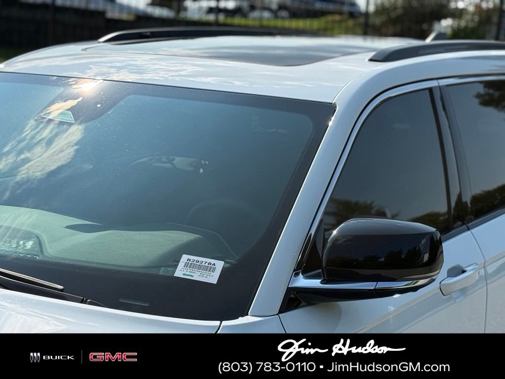 Certified Used 2024 White Jeep Limited image 11