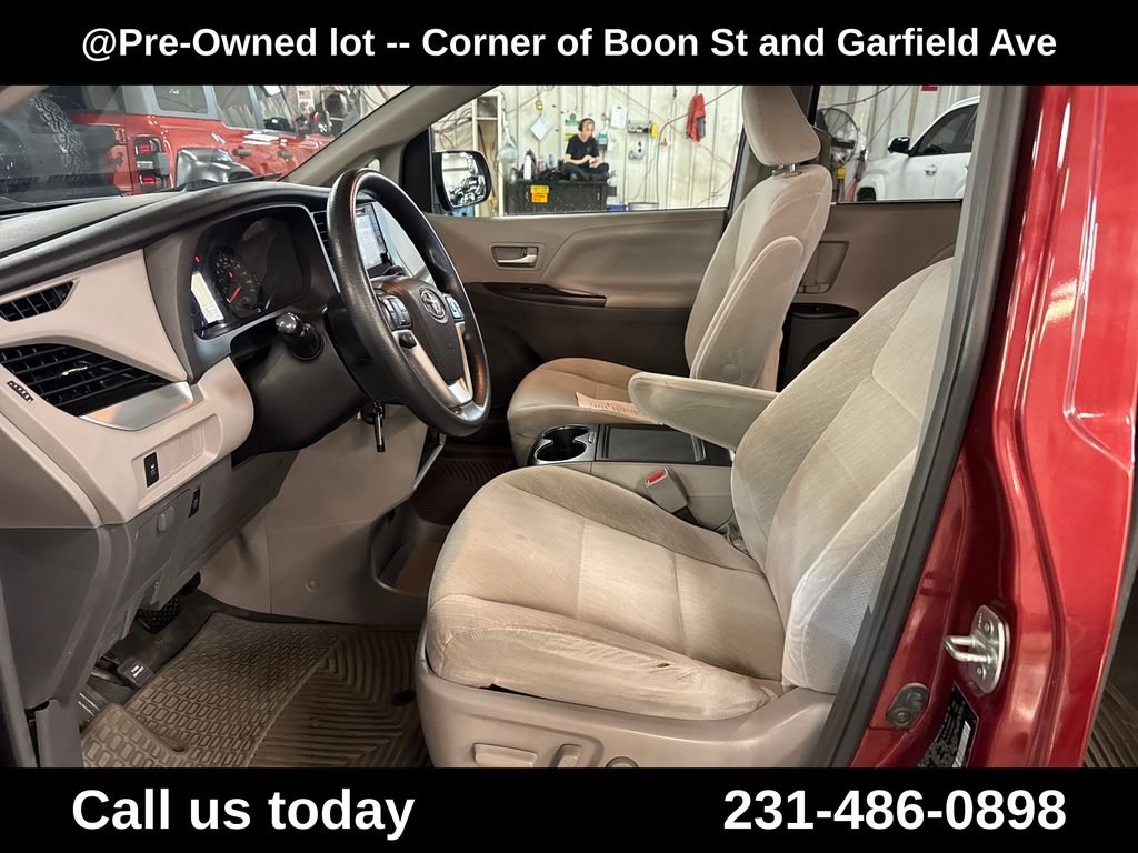 Used 2017 Red Toyota LE image 14