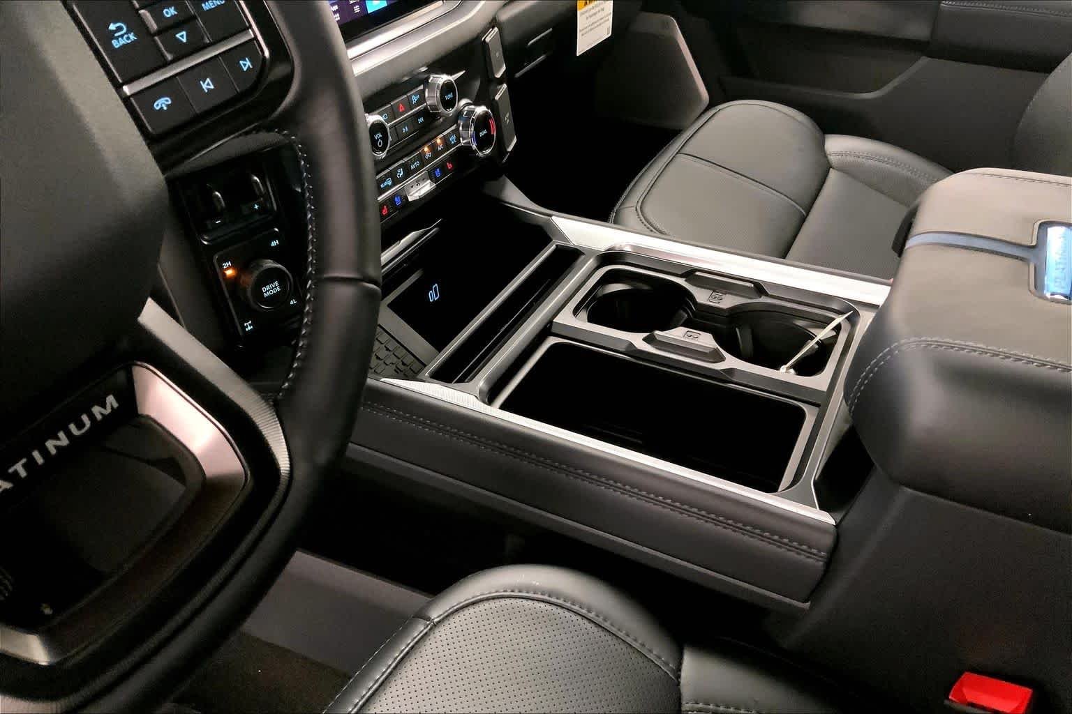 New 2026 Star White Metallic Tri-Coat Ford F-350® Platinum® image 6