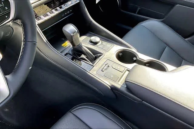 2026 Lexus IS 350 F SPORT DESIGN - Photo 8