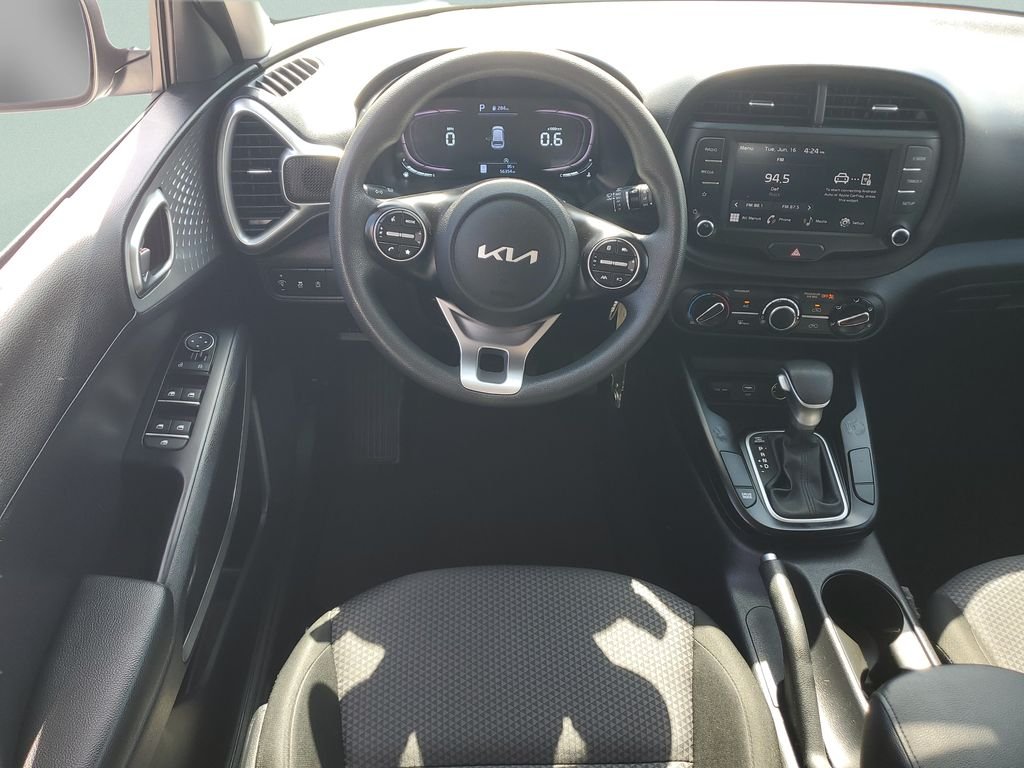 Used 2024 White Kia LX image 12