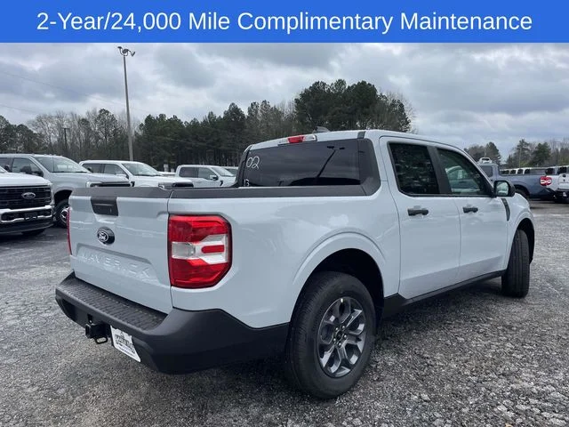 New 2026 White Ford XLT image 3