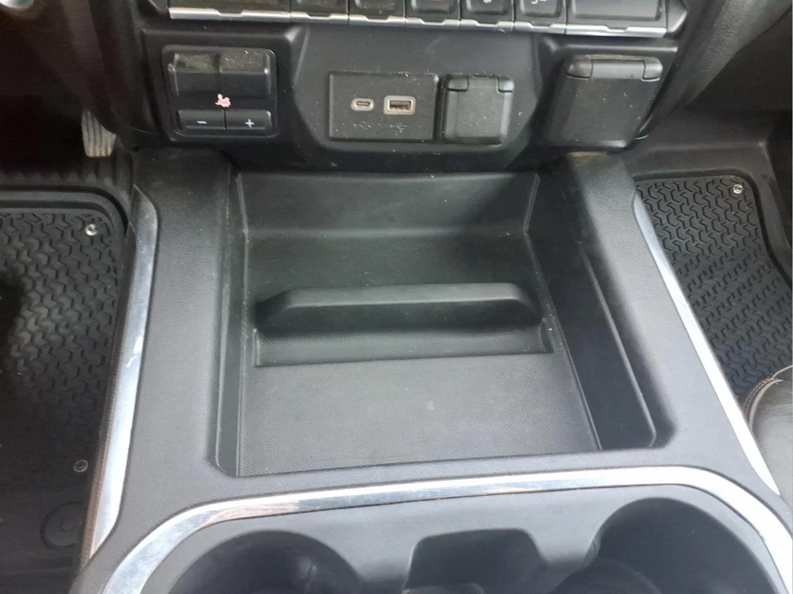 Used 2021 SUMMIT WHITE GMC AT4 image 25