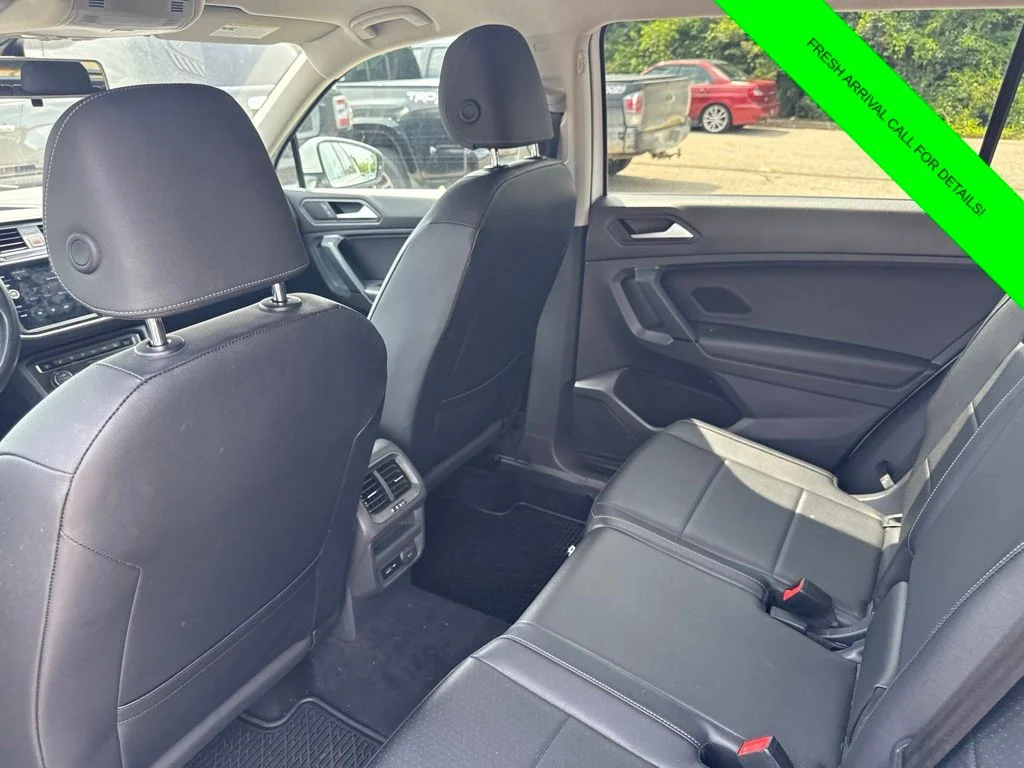 Used 2019 White Volkswagen 2.0T SE image 13