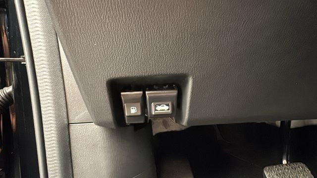 Used 2021 Black Mazda Touring image 23