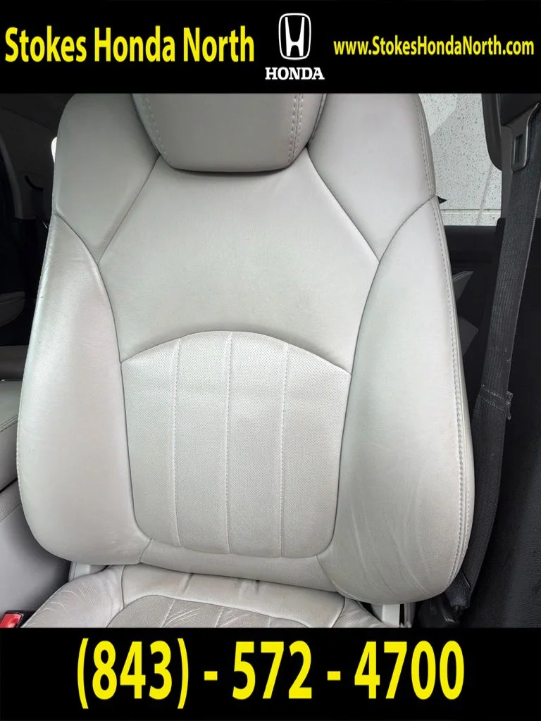 Used 2011 White GMC SLT-2 image 9