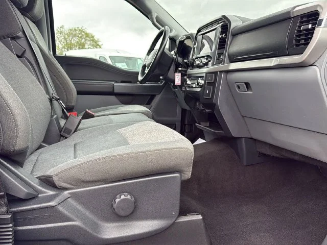 Used 2022 White Ford  image 12